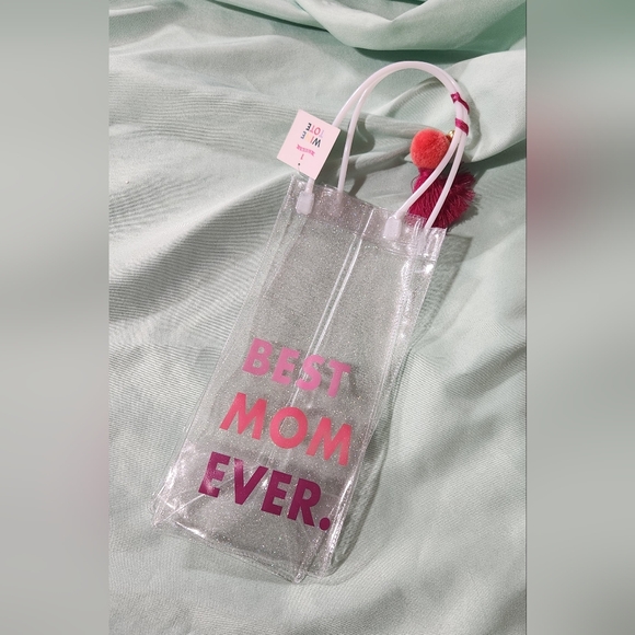 Bundle of Wine Totes (6 total) - Picture 2 of 10